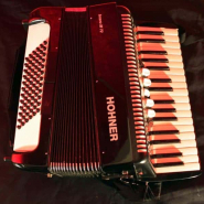 akkordeon-hohner-bravo-iii-72-von-oben